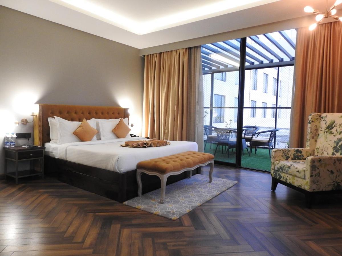 Hotel Polo Towers Agartala Eksteriør billede