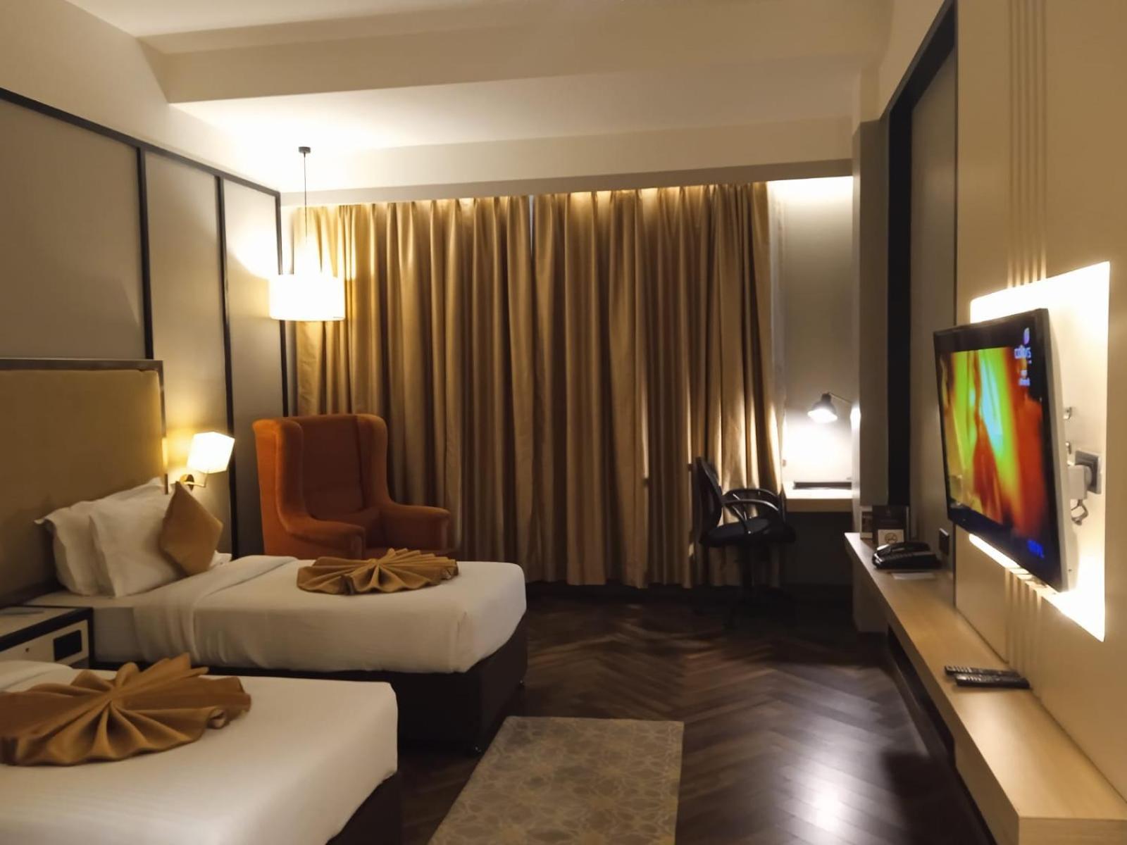 Hotel Polo Towers Agartala Eksteriør billede